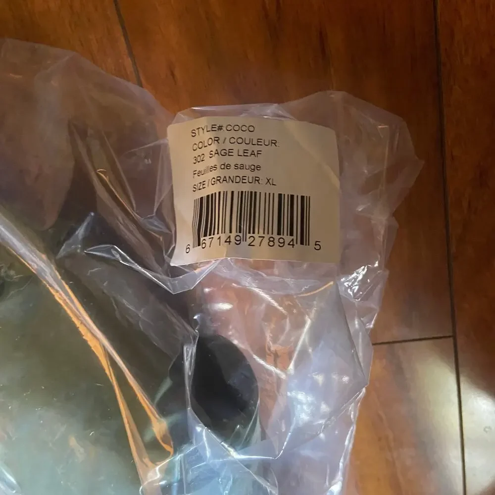 Noize Coco Crop Water Resistant Puffer Jacket in Sage Leaf, Sz XL -- NWT - Picture 6 of 7